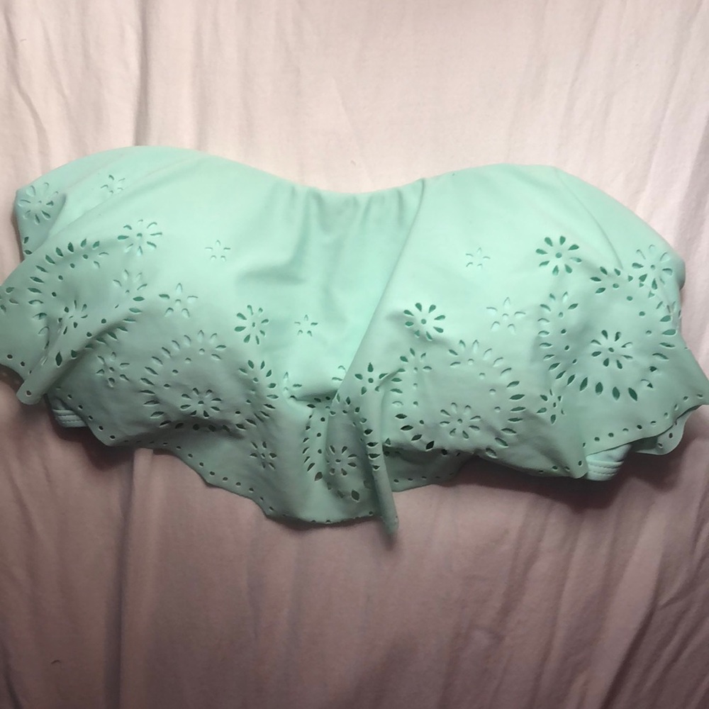 Xhilaraton Seafoam Green Flowy Bikini Top